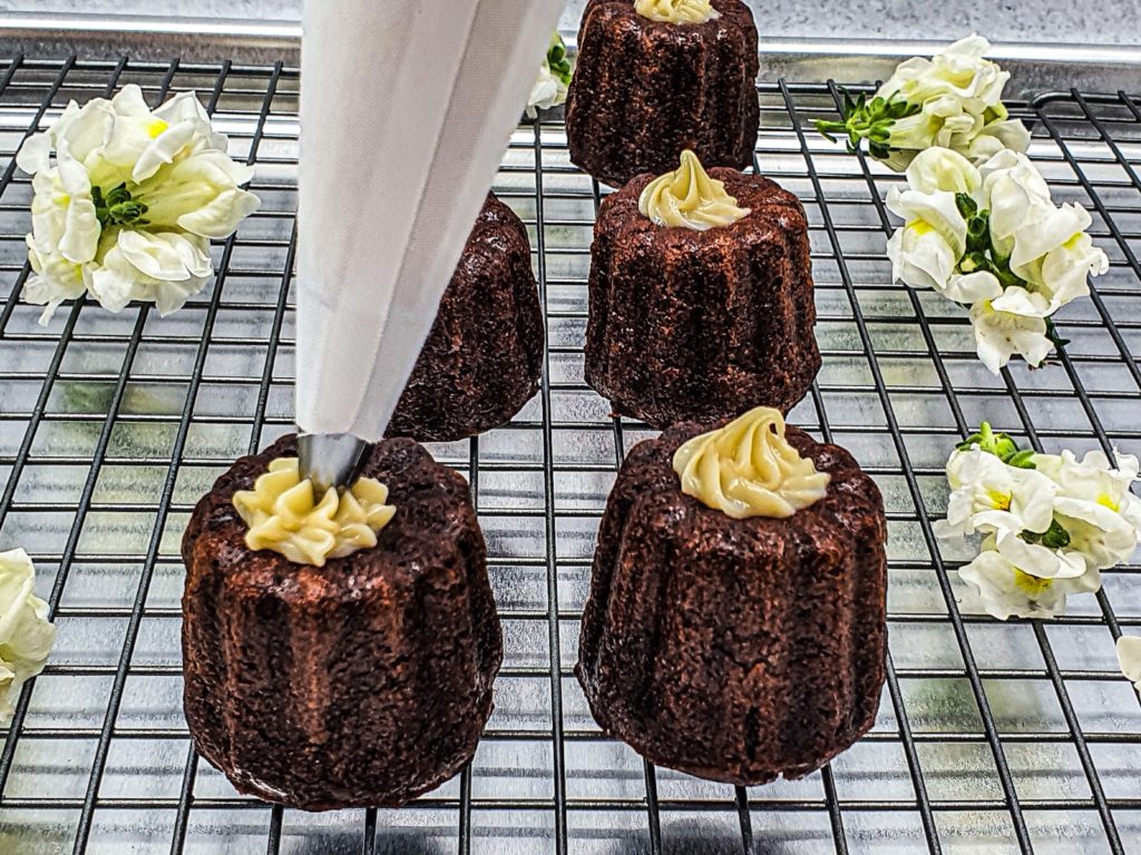 Vegan Recipes Cacao-Shamaness Vegan Canelé with White Chocolate Ganache