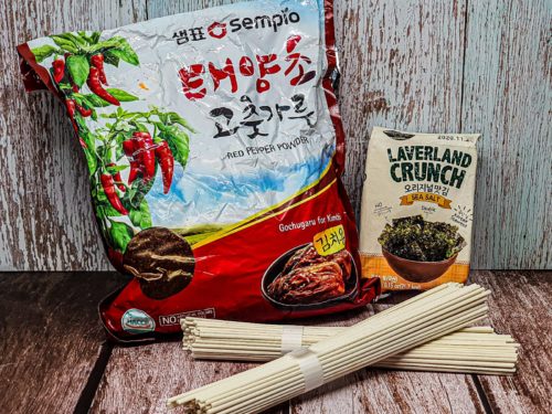 Vegan Recipes Cacao-Shamaness Ingredients for Udon noodles recipe. Seaweed, Kimchi mix, Udon Noodles