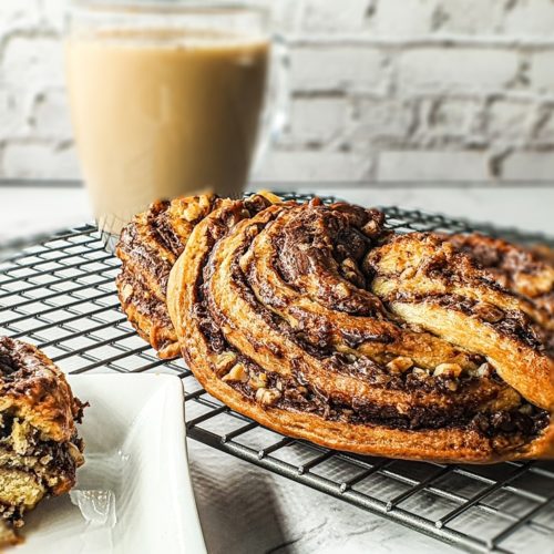 Vegan Recipes Cacao-Shamaness Vegan Babka with Vegan Nutella and Walnuts