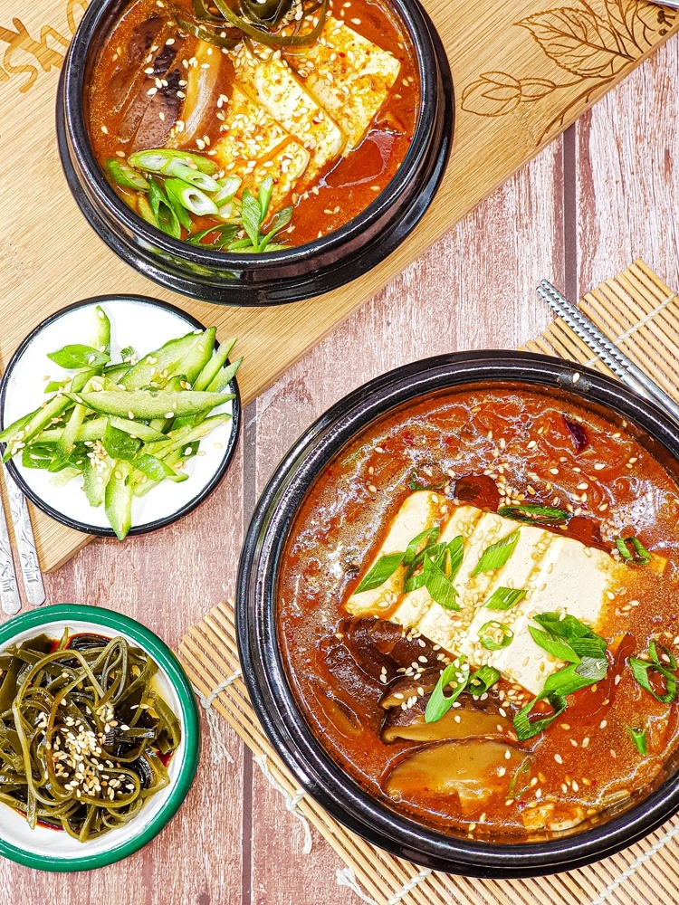 Vegan Recipes Cacao-Shamaness Vegan Kimchi tofu stew