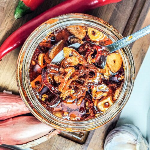 Vegan Recipes Cacao-Shamaness Vegan Crispy Shallot Chili Oil Recipe