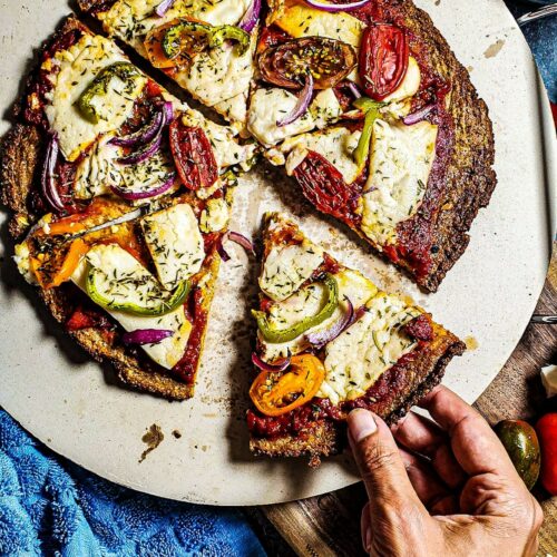 Vegan Recipes Cacao-Shamaness GF Vegan Cauliflower Pizza Crust